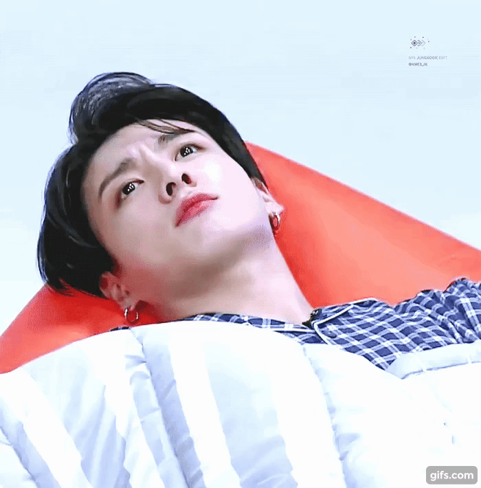 Featured image of post Jungkook Bts Gif Download 16 07 2019 read jeon jungkook gif from the story bts 18 by ulianachuk64 with 5 831 reads
