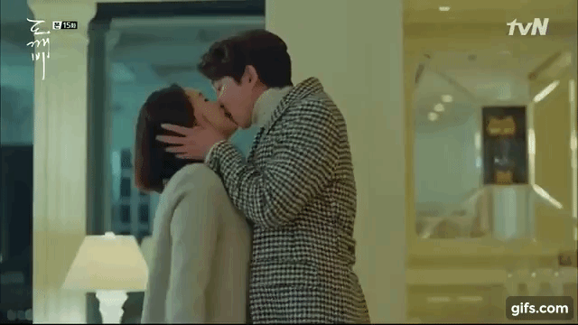 2 любимых приёмчика Гон Ю, когда дело касается съёмок сцен с поцелуями