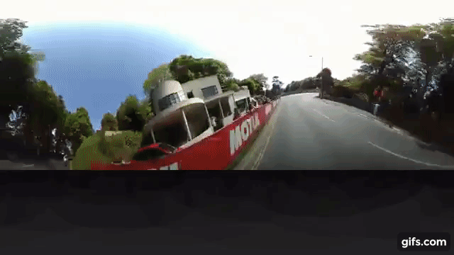 世界一危険なバイクレースをお茶の間で!マン島TTの車載VR映像